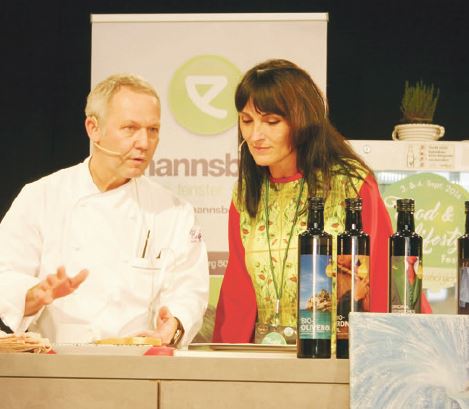 Kreative Fischgerichte stellte Georg Essig bei seiner Koch-Show vor (Foto: www.tips.at/Hartl)